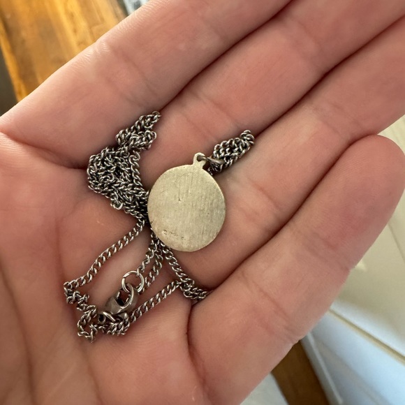 St John necklace - Picture 3 of 5